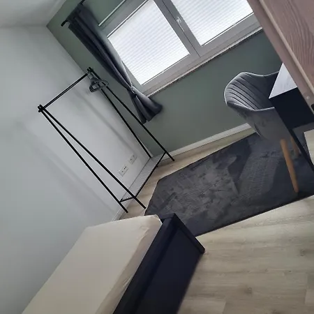 Planck Og 3 Sz דירה